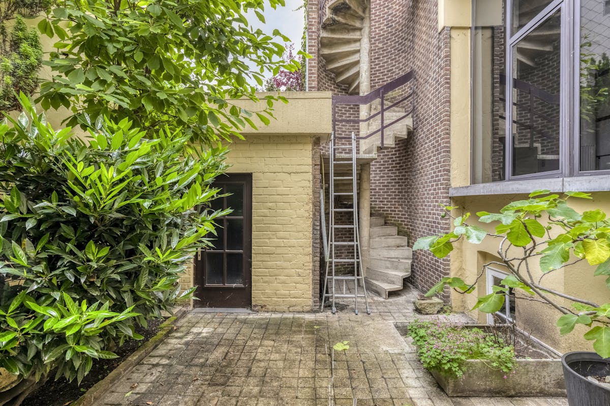 Uniek opbrengsteigendom met dokterswoning en 3 appartementen - foto 4
