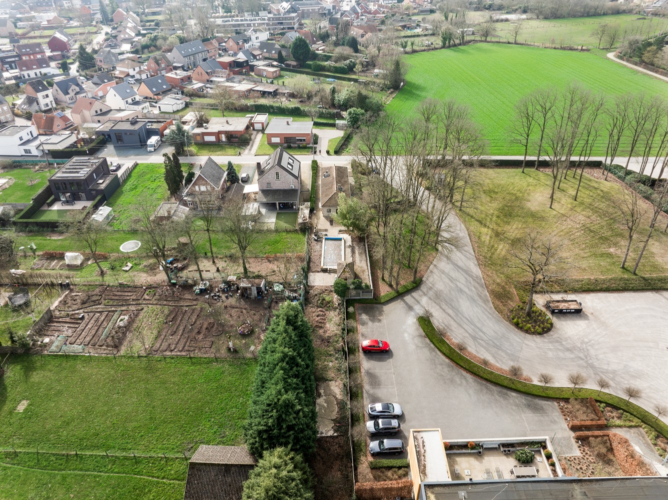Gelijkvloerse woning met 2 slpkrs en zwembad te Bonheiden - foto 3