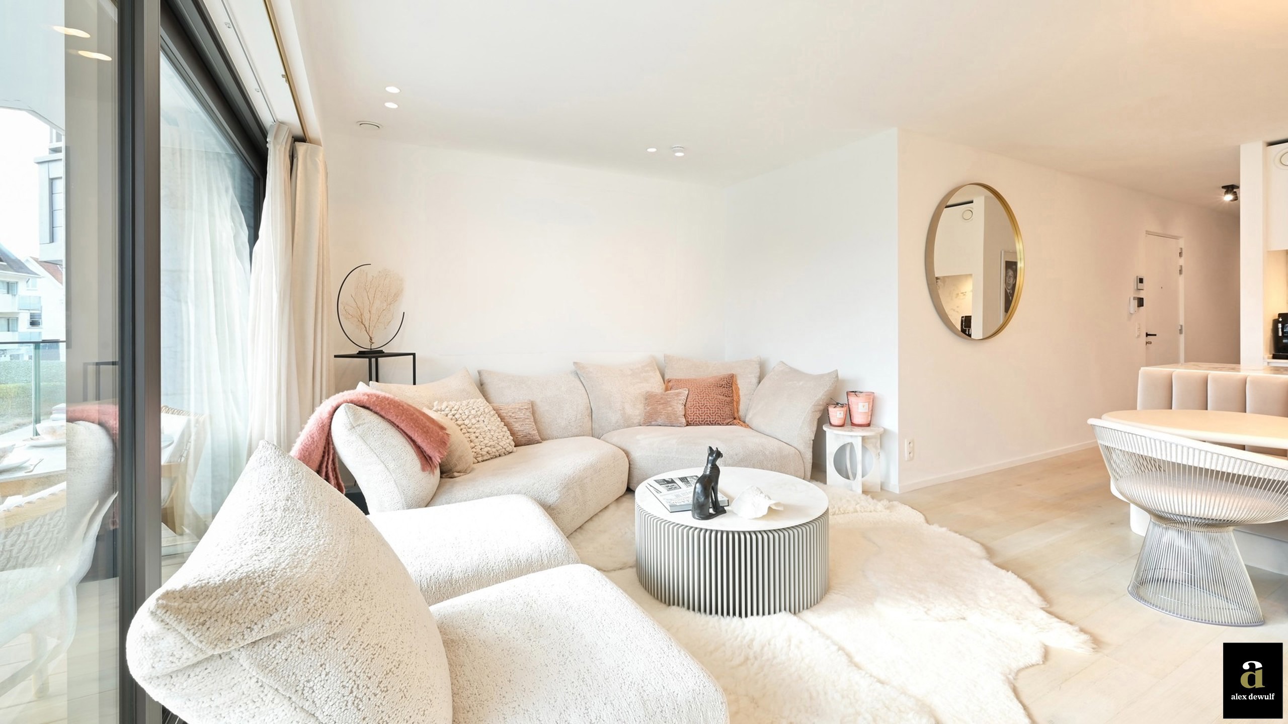 Subliem appartement met zonneterras, genietend van prachtige open zichten op het groen en de villa's van het Zoute. - foto 5