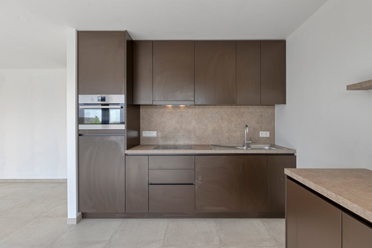 Appartement met één slaapkamer en ruim terras over het water - foto 4