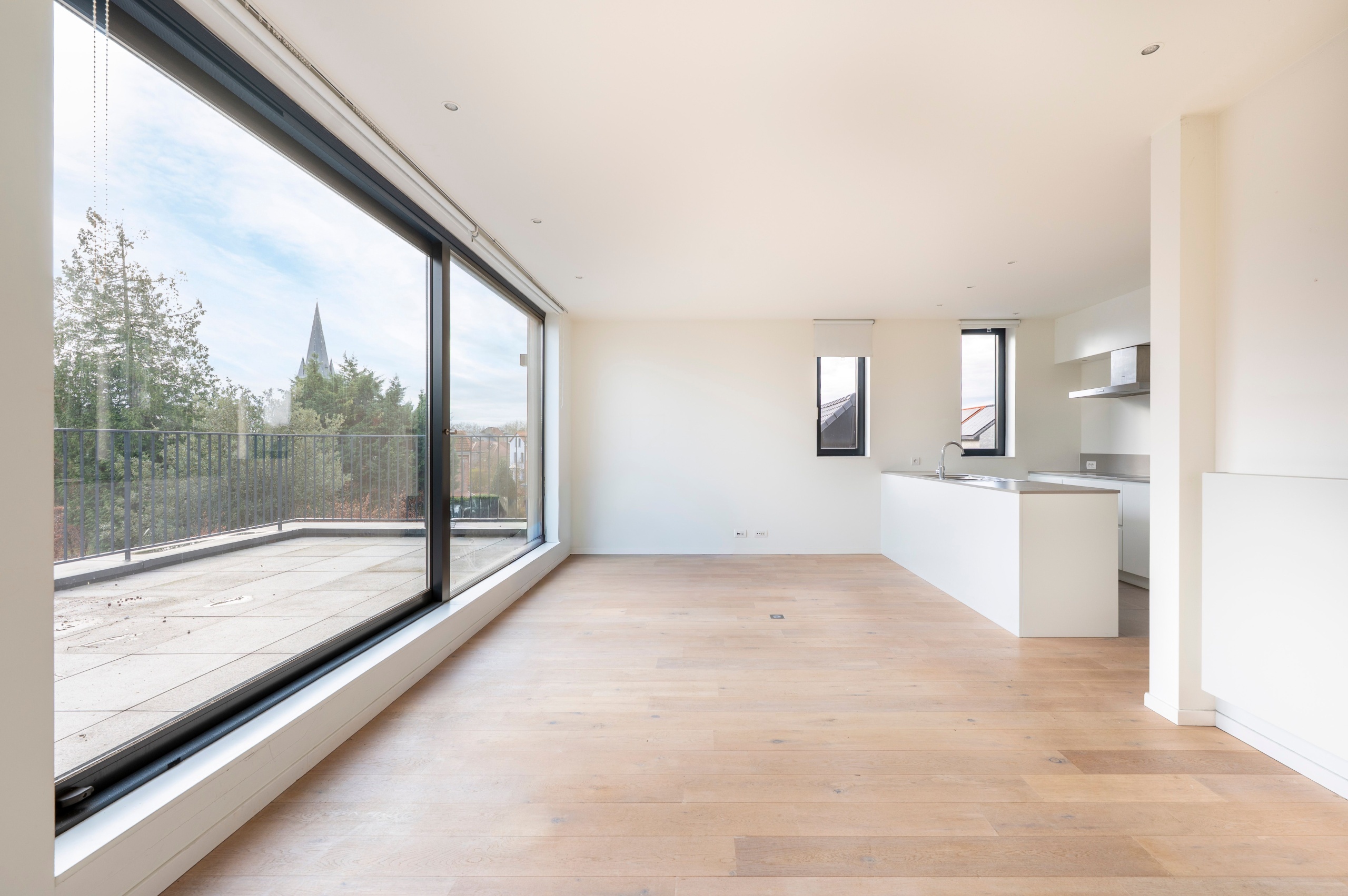 één slaapkamer appartement met groot terras in Mariaburg-Ekeren te huur! - foto 3