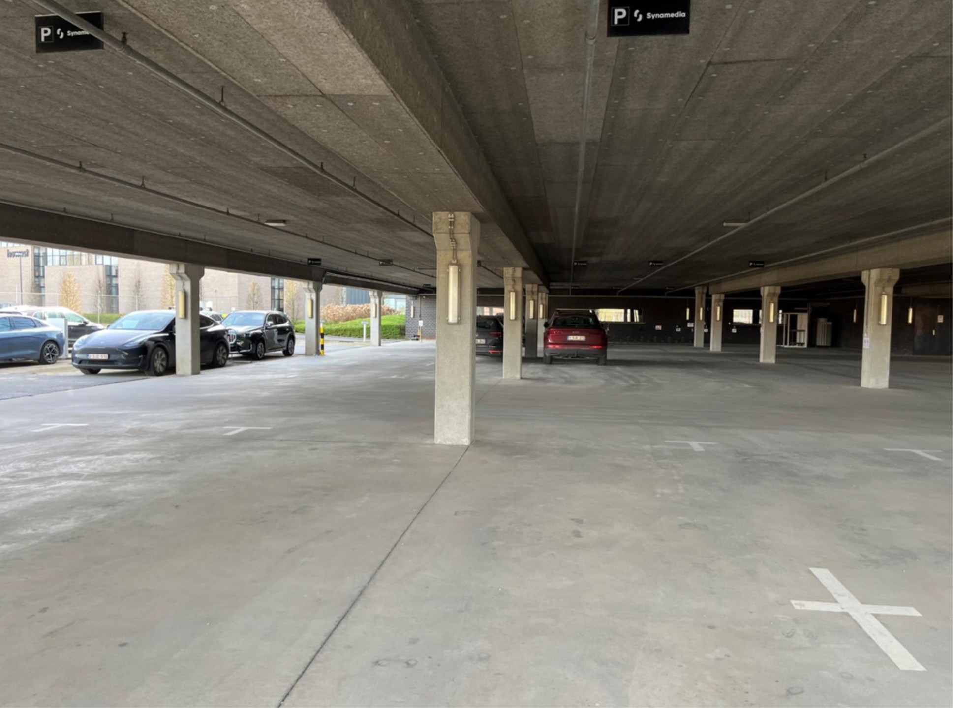 Kantoorruimte/Business center te huur : 1.807m² ( +ev 283m²) - foto 5