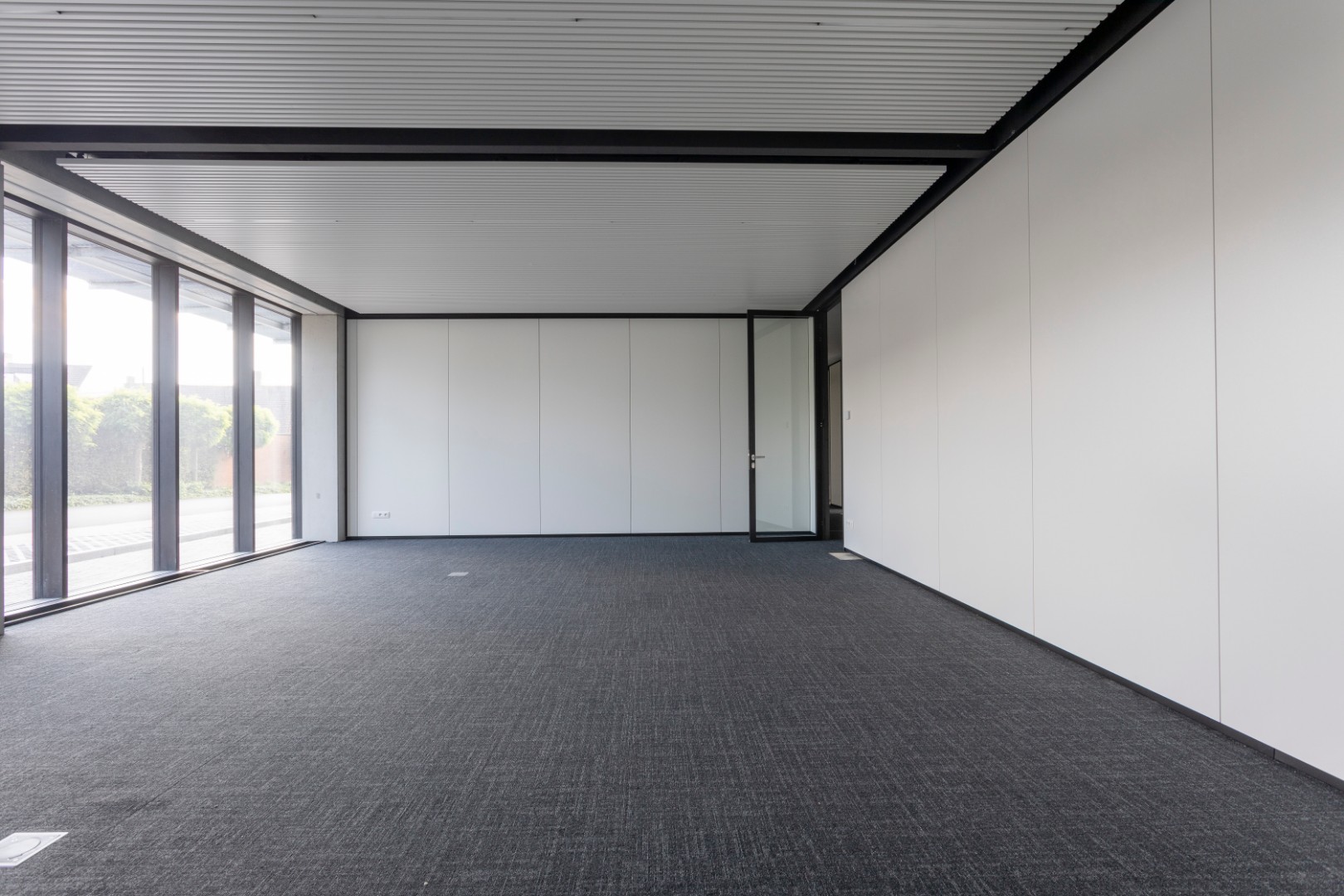 Kantoren te huur op uiterst centrale ligging in Tielt. - foto 4