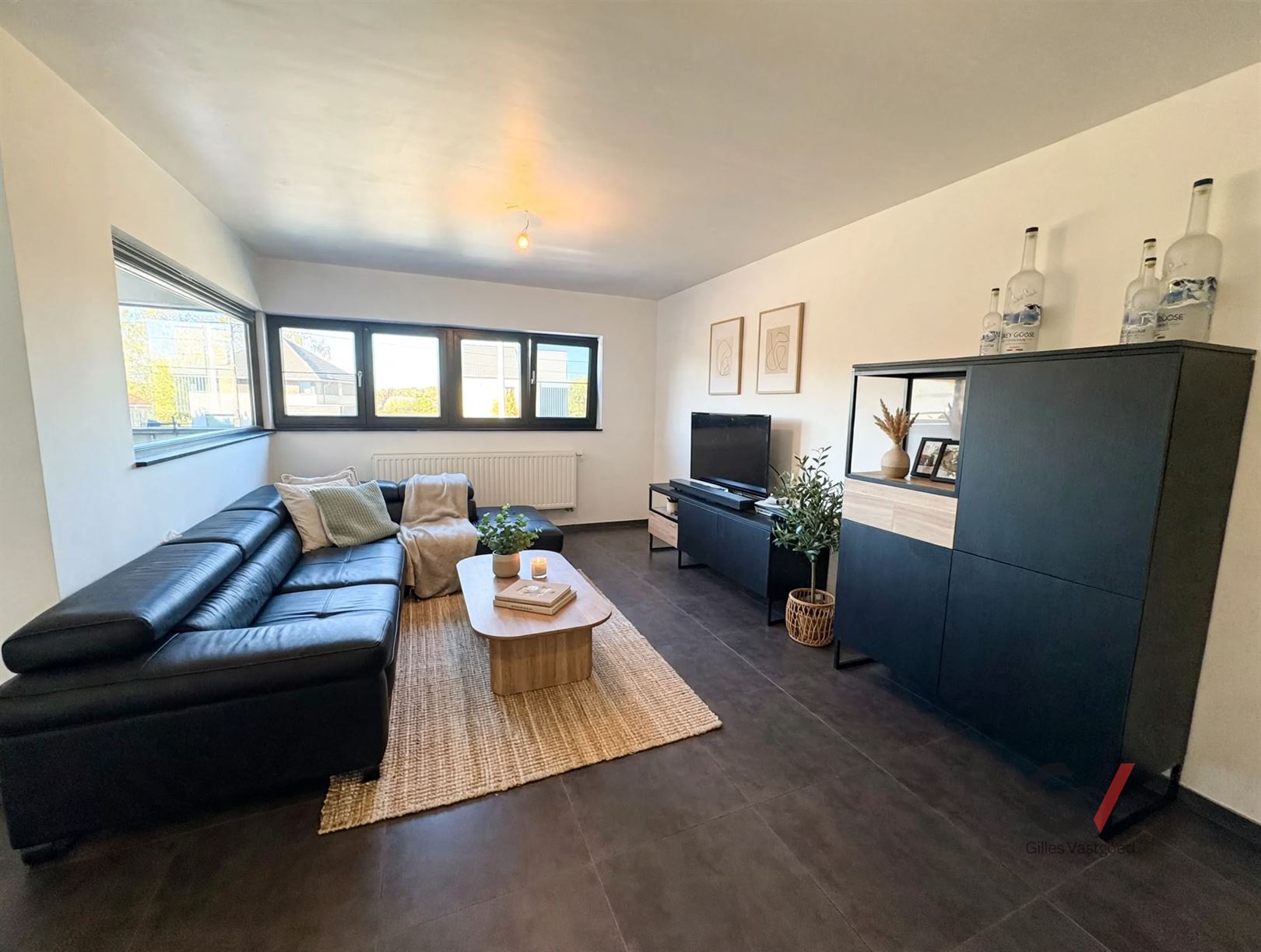 Apartment - photo 4