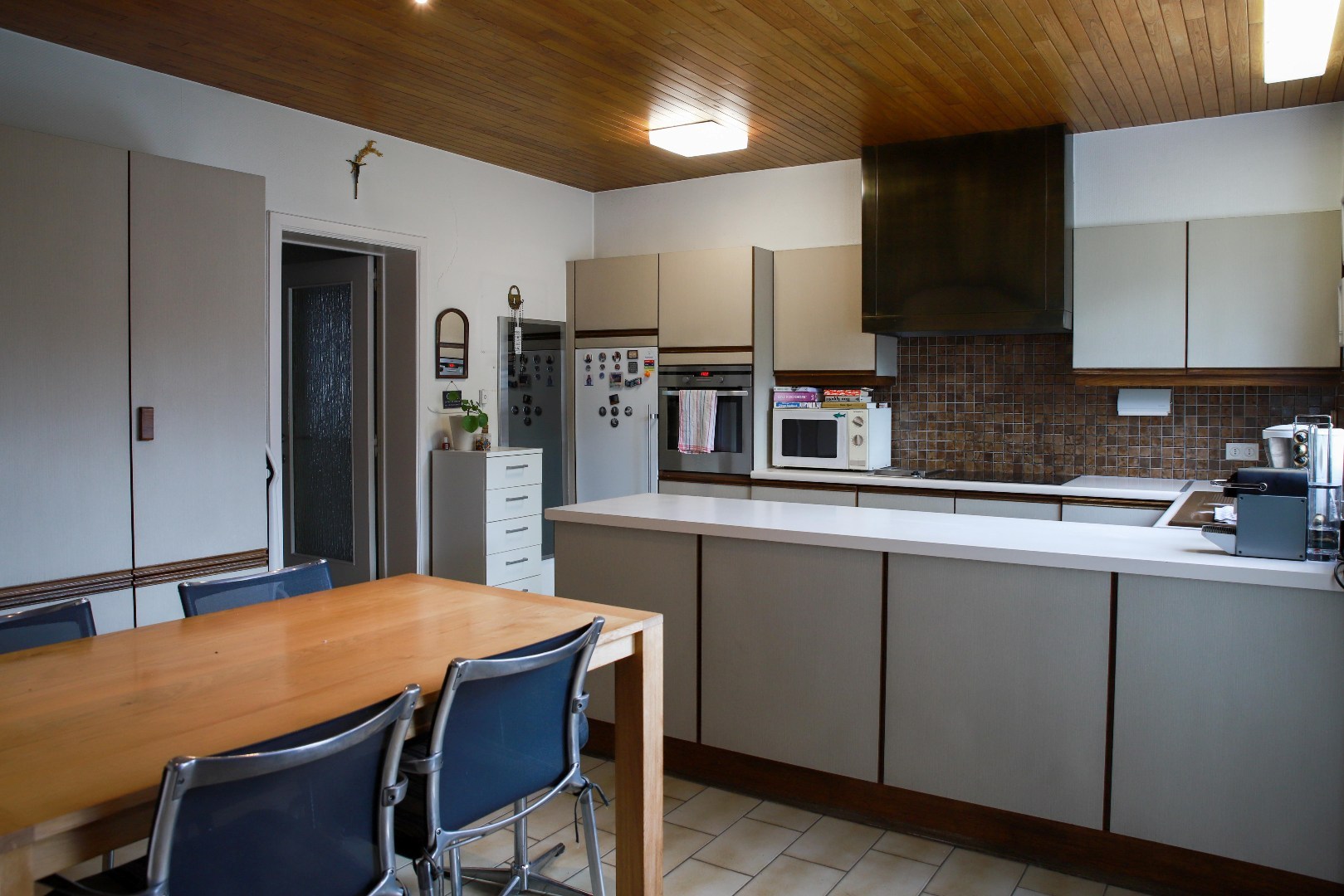 Ruime, goed gelegen hoekwoning met garage en tuin - foto 5