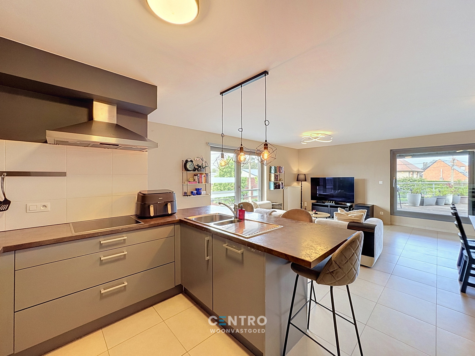 Ruim appartement met ruim ZONNTERRAS, 2 slpks én parkeerplaats! - foto 5