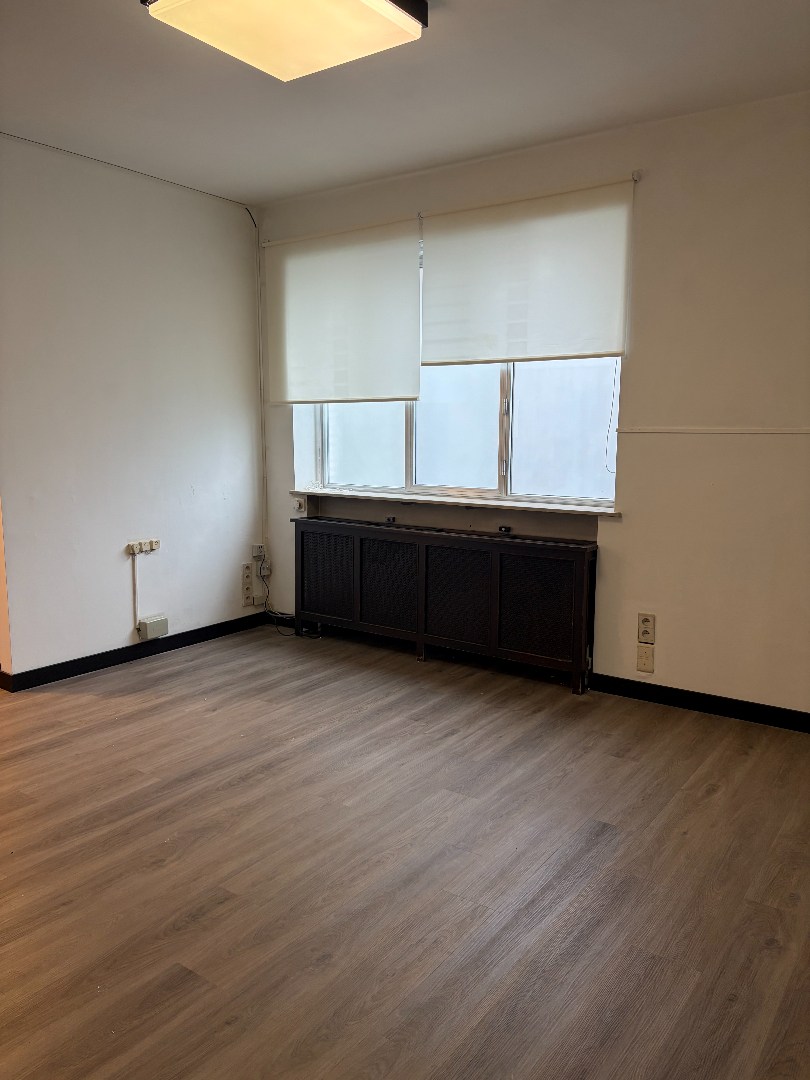 Commercial for rent in Heusden-Zolder - photo 5