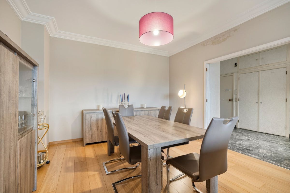 Appartement met 2 slaapkamers en terras te koop in Antwerpen - foto 4