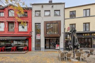 In het hart van Hasselt, op de Fruitmarkt 30, staat dit recent gerenoveerde handelspand te koop. Het pand biedt een unieke kans voor ondernemers...