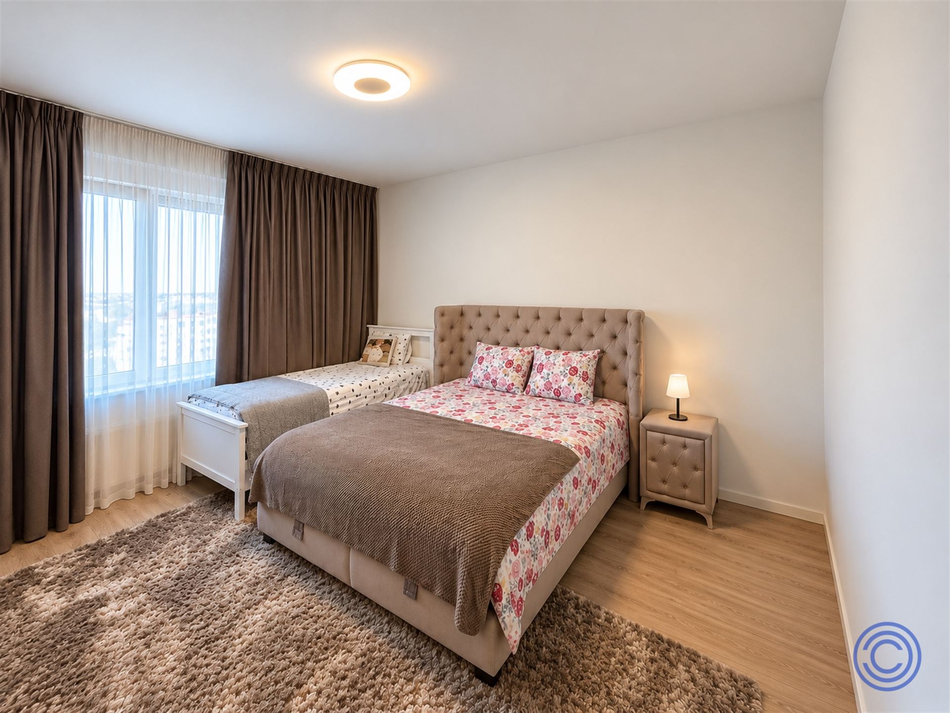 Ruim instapklaar 2-slpk appartement incl. autostaanplaats - foto 4
