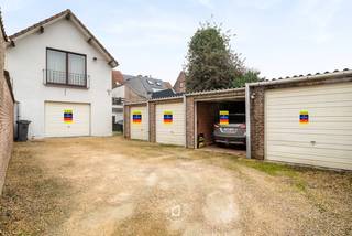 Kwalitatief verhuurde investeringseigendom in het centrum van Ninove, op een perceel van 478 m². Bent u op zoek naar een rendabele en zorgeloze...