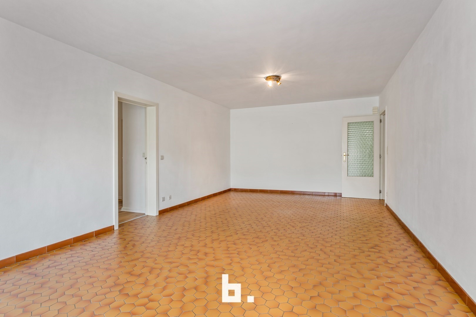 Ruim hoekappartement met bijzonder groot terras (42,5m²) en garage - foto 3