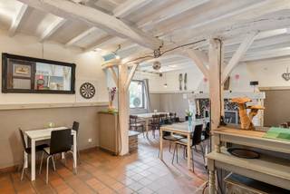 Ruime OB gelegen op een perceel van 2517 m² te Bonheiden.Het gebouw is opgesplitst in een eetgelegenheid en een woongedeelte.Woning met...