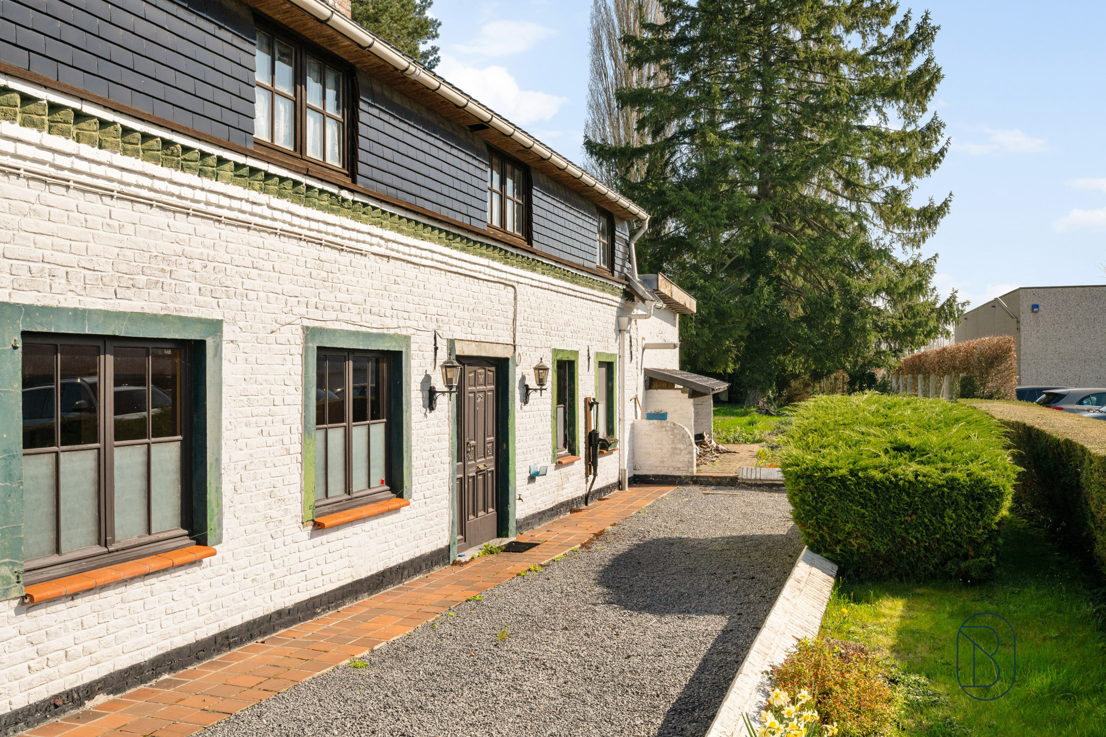 Charmante te renoveren fermette met tuin, dubbele garage en authentieke bakoven! - foto 2