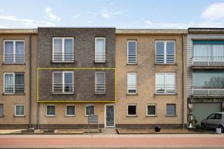 Instapklaar en energiezuinig appartement (bouwjaar 2008) op een centrale ligging, vlakbij openbaar vervoer, autosnelwegen, winkels en scholen.Dit...