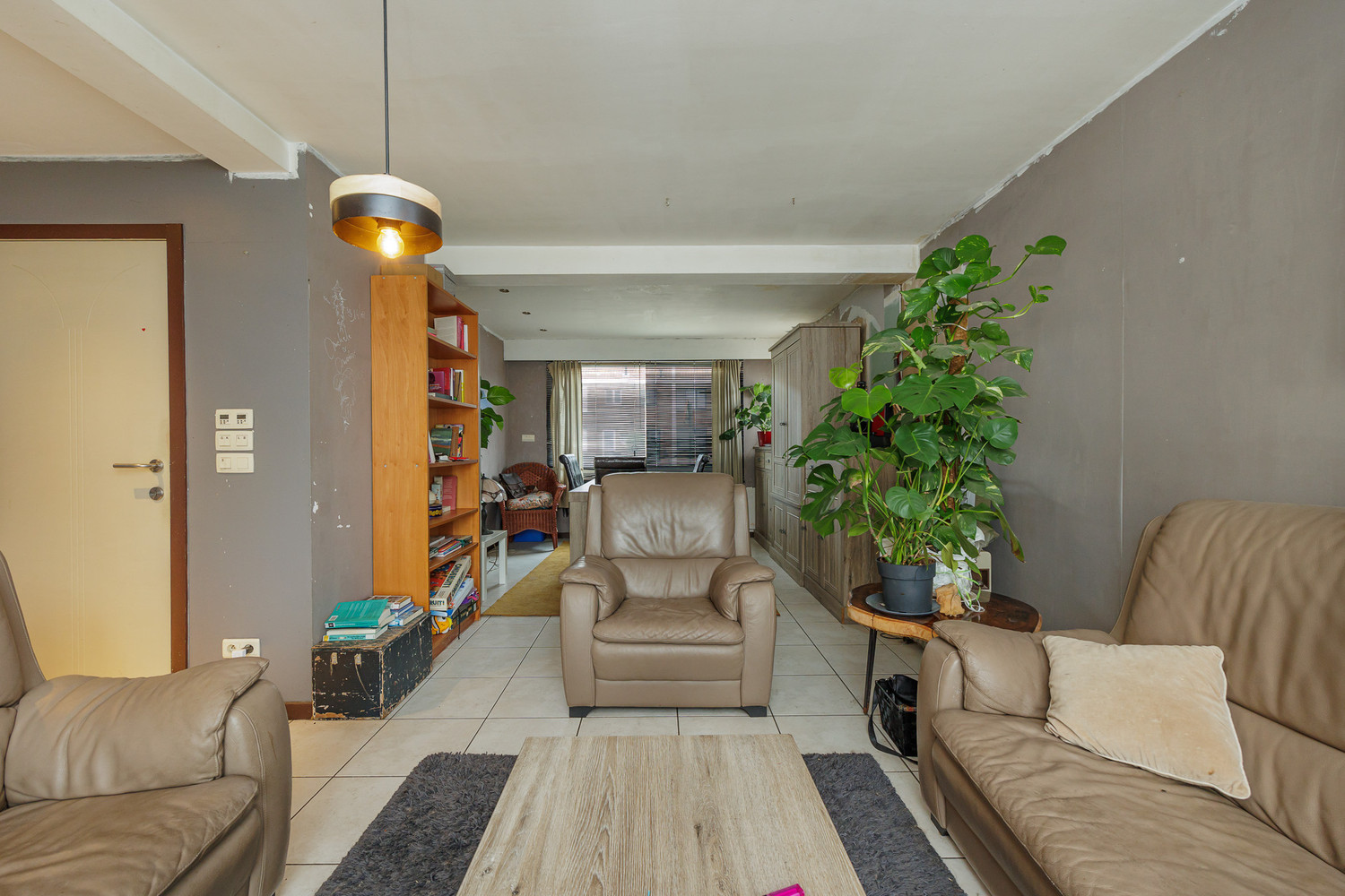 Ruime gezinswoning met 3 slk, tuin, garage en hobbykamer - photo 4
