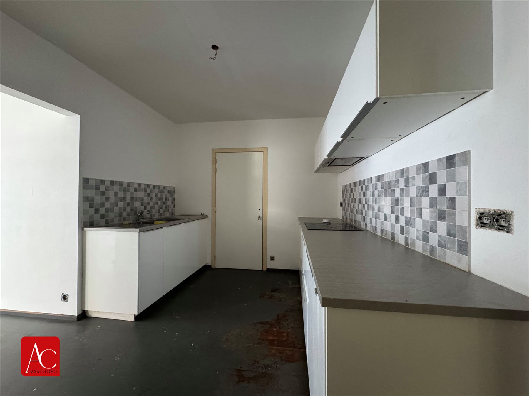 Gelijkvloers appartement, mogelijkheid tot handelszaak - foto 5