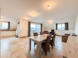 Te huur, ruim en energiezuinig appartement in centrum BrakelOp een bevoorrechte ligging te Brakel treft u dit RUIM INSTAPKLAAR APPARTEMENT aan...