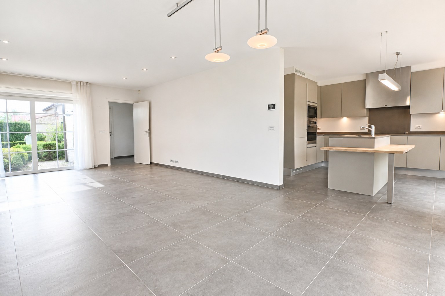 Halfopen bebouwing met tuin en garage te Moerkerke - foto 5