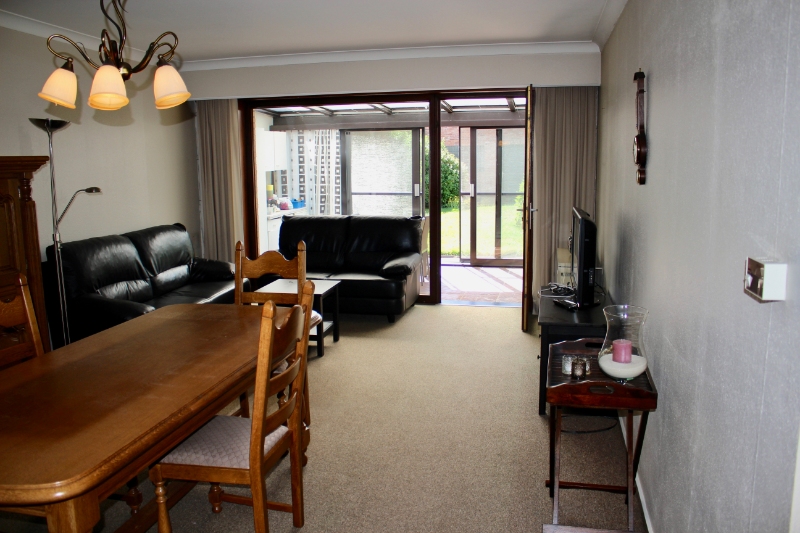 Opbrengsteigendom bestaande uit 4 appartementen en garage - foto 3