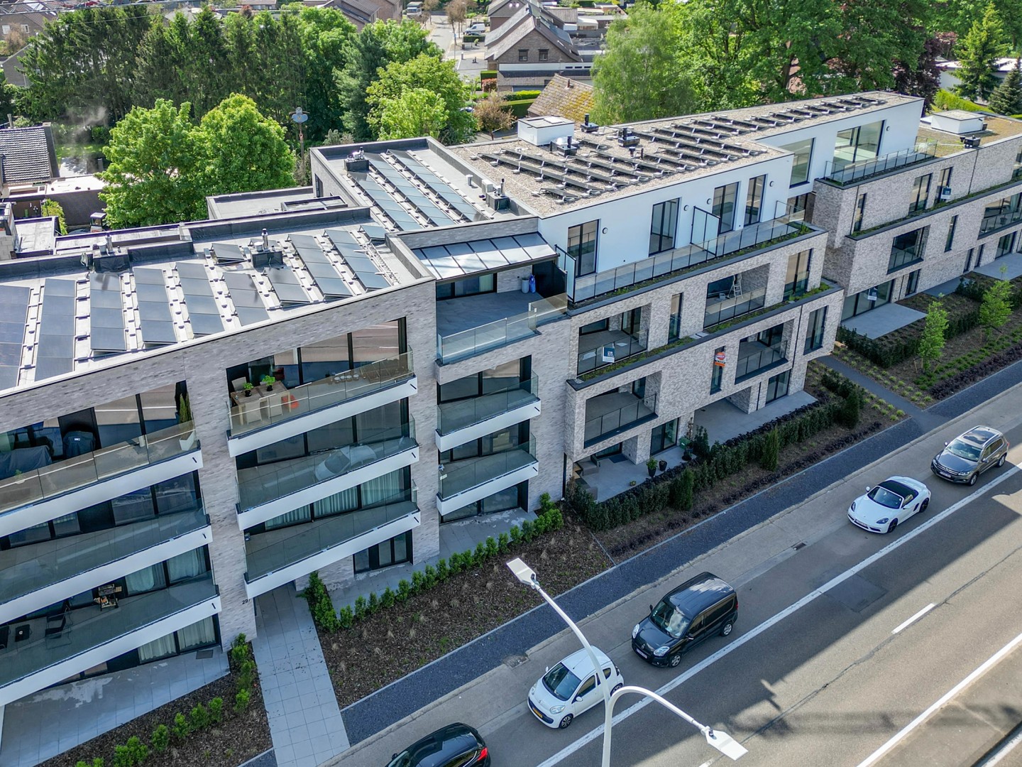 APPARTEMENT MET 3 SLPKS TE KOOP - MAASMECHELEN - foto 2