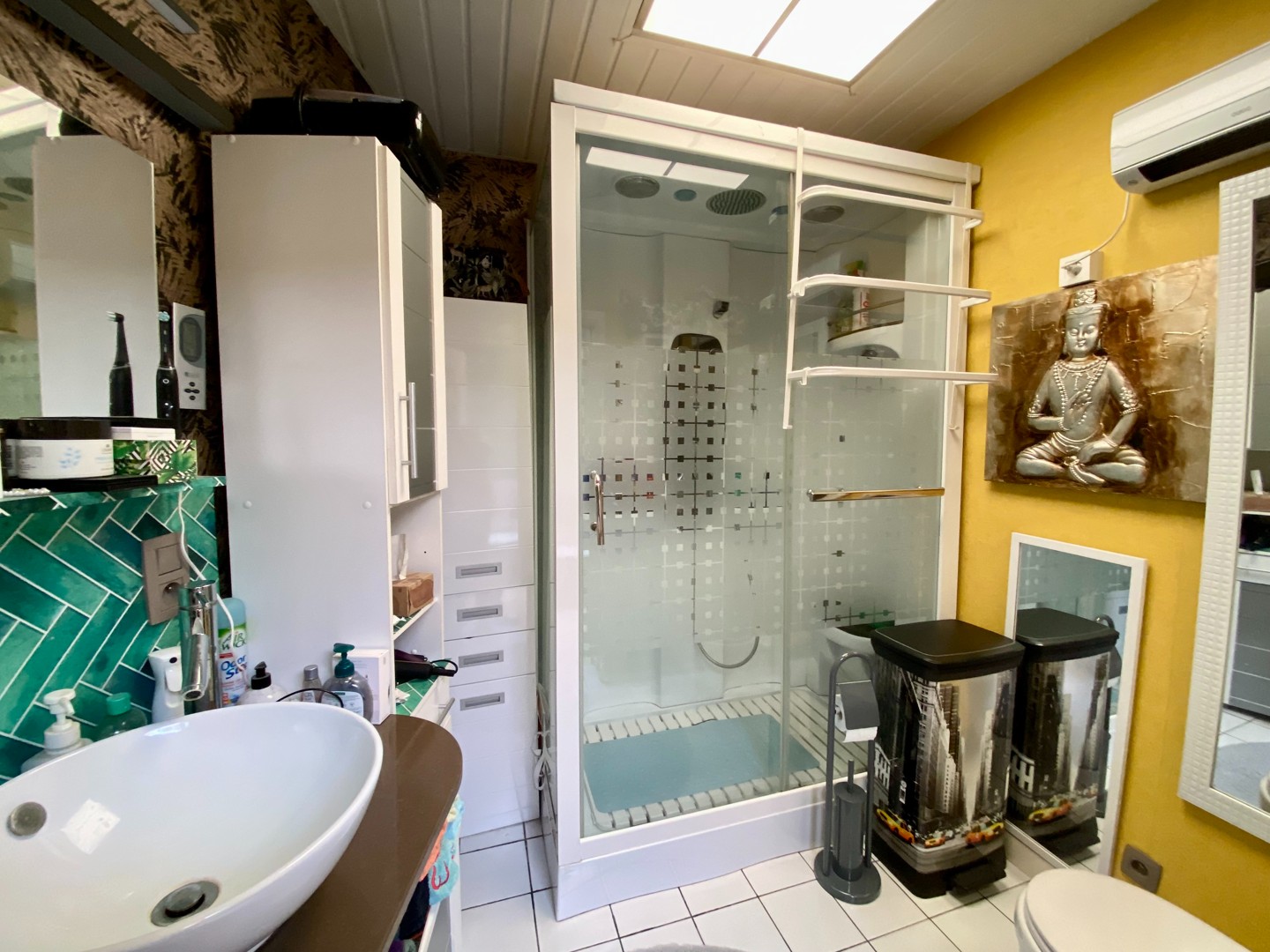 Schitterend gelegen woning met 3 slpkmr, kkn, bdkr, veranda, tuin, garage met uitweg achteraan - foto 5