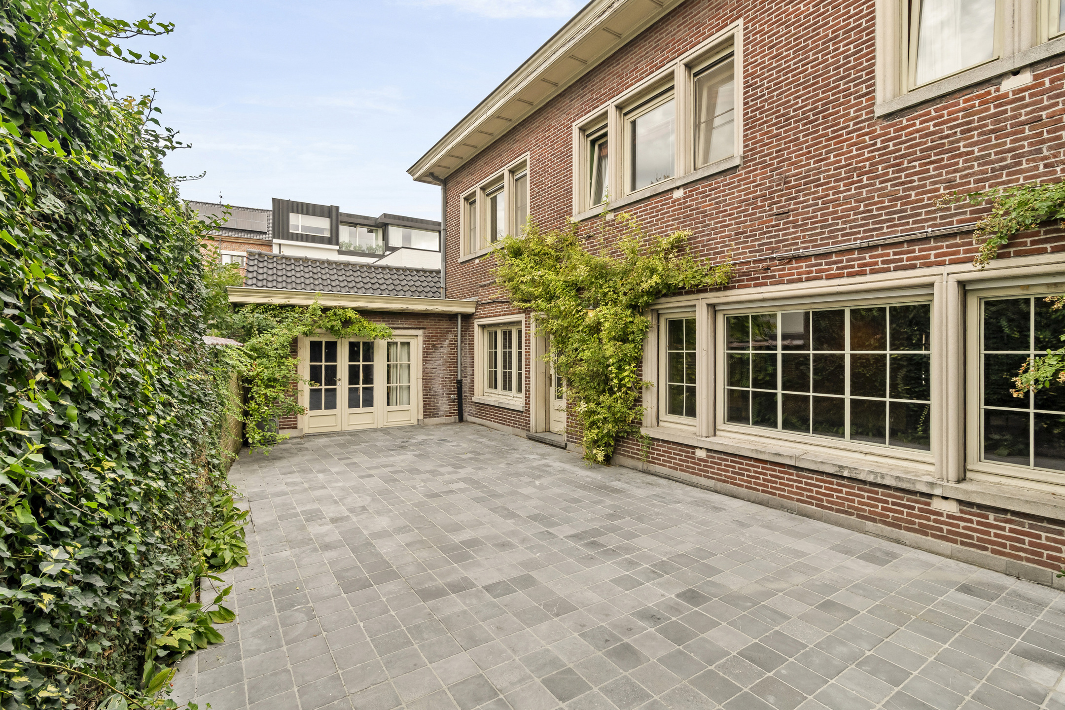Charmante herenwoning met 6 slk, topgelegen in het centrum. - foto 5