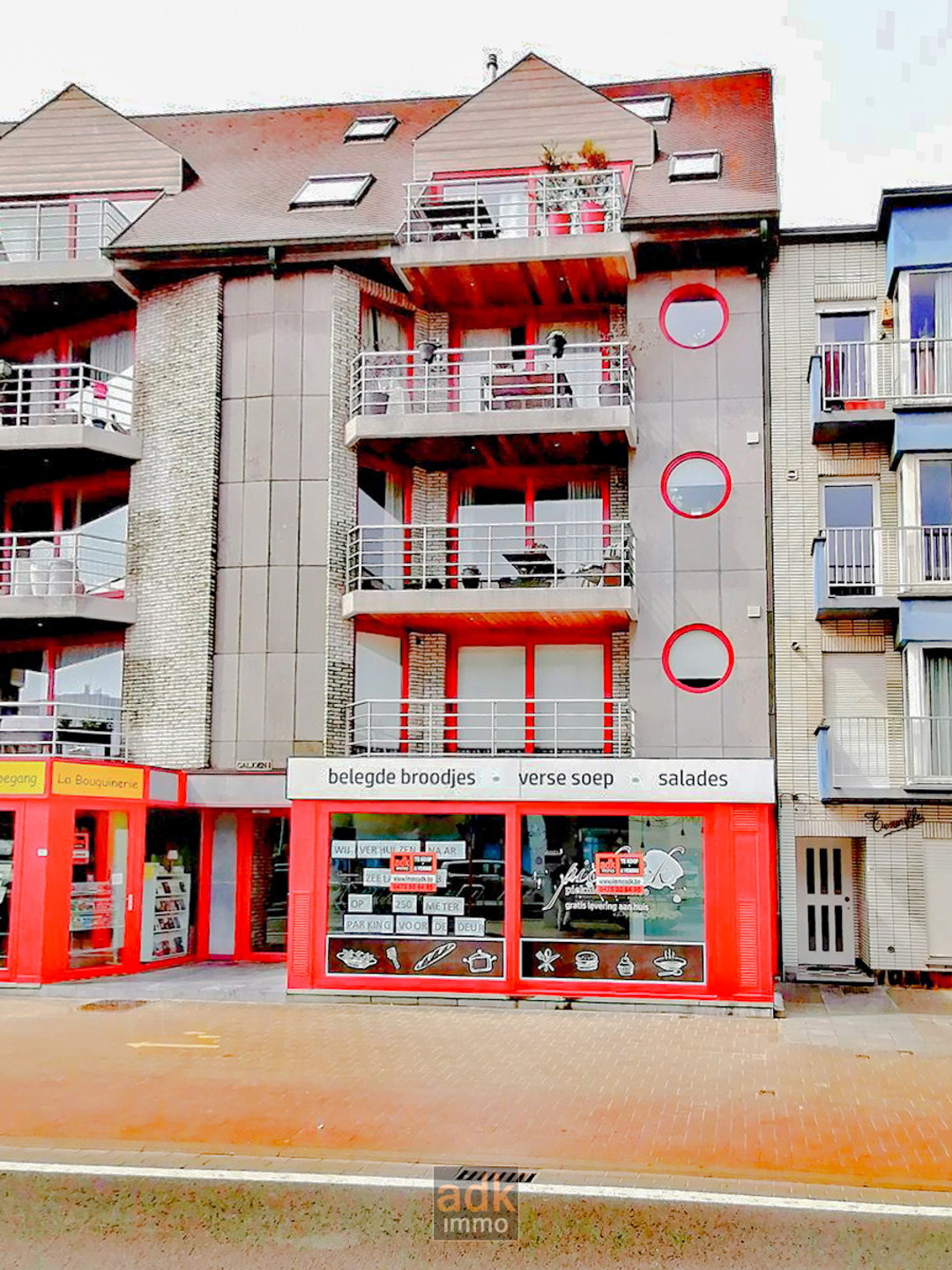 Unieke commerciële ruimte in Koksijde-Bad /incl. parking - foto 1