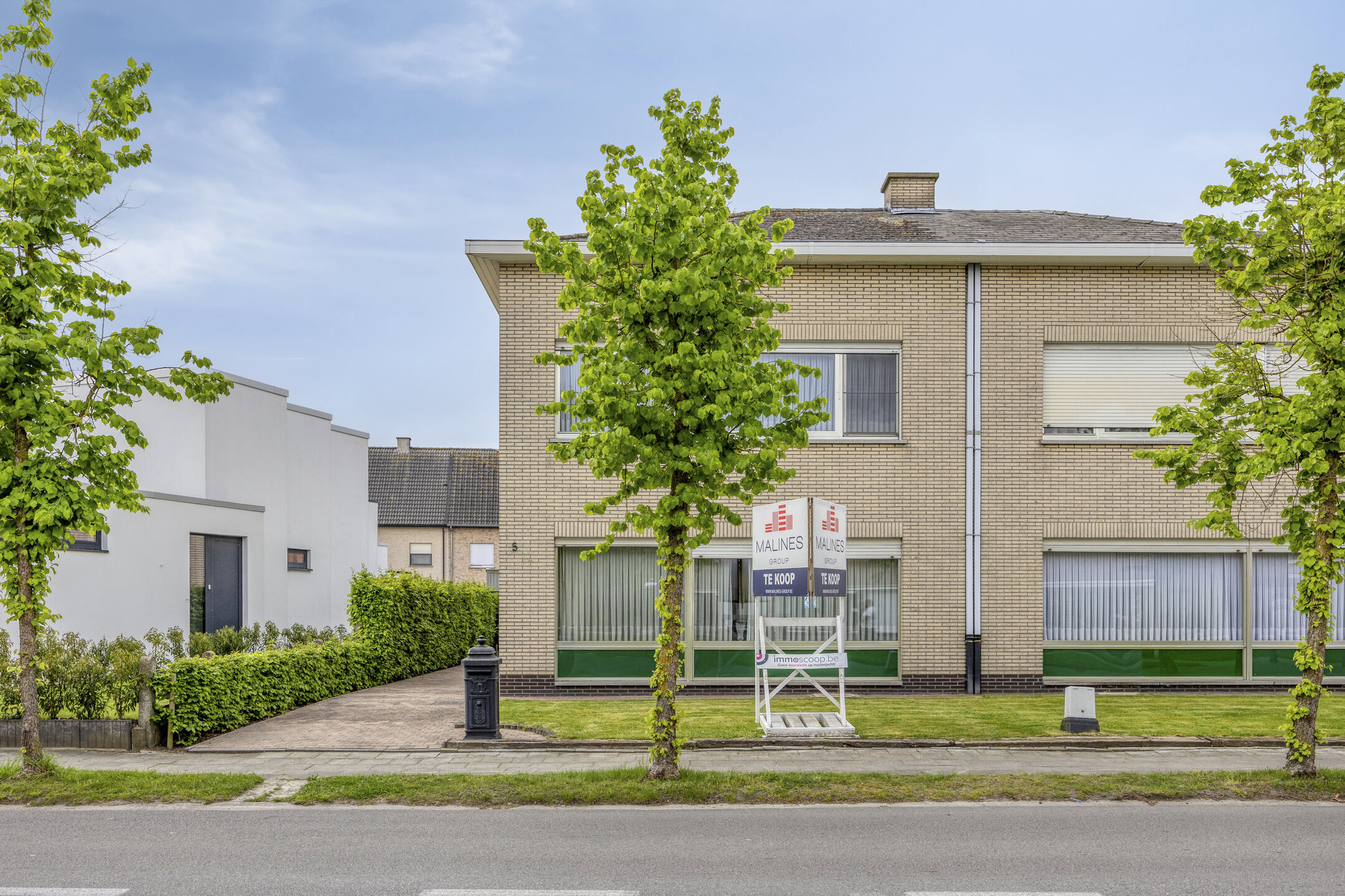 Ideale gezinswoning met 3 slaapkamers en dubbele garage - foto 2