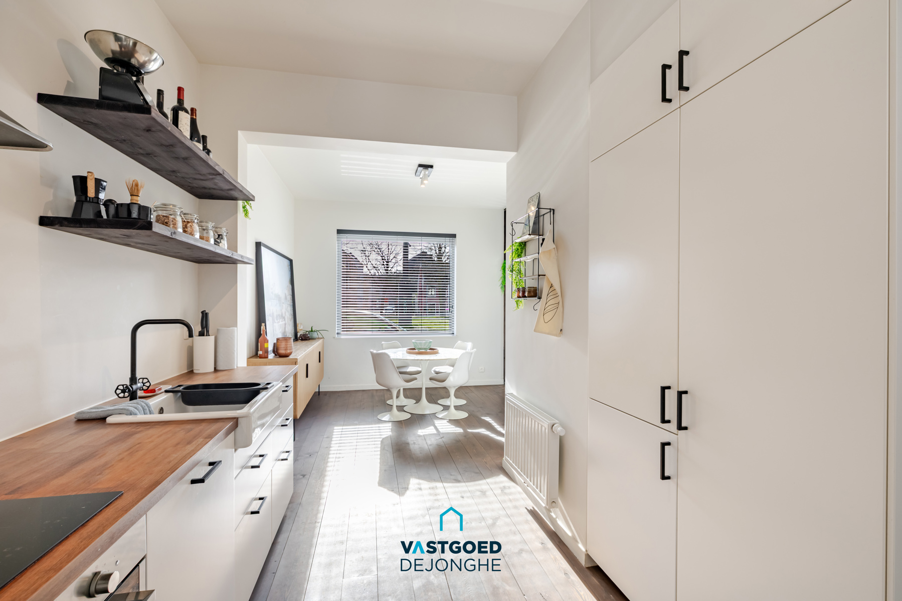 Instapklare gerenoveerde rijwoning nabij het centrum van Gent - foto 5