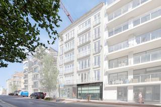 Vous recherchez un espace de travail ou un cabinet entièrement opérationnel à Ostende ? Ce bureau de 140 m² prêt à emménager peut accueillir 6 à 7 employés et dispose de tout le confort moderne pour démarrer immédiatement. Grâce à son agencement, le bâtiment est également parfait pour une profession libérale ou un cabinet de groupe.Propriétés de la propriété :Espace et aménagement : superficie totale de 140 m², dont 2 salles de réunion meublées et des installations sanitaires.Entièrement prêt à emménager : le bureau est déjà entièrement meublé et équipé d'une connexion Internet par câble.Espace extérieur et stationnement : patio confortable et garage pratique à l'arrière.Caution locative : 3 mois de loyer.Consommation : chauffage au mazout. Compteurs électriques individuels. Le paiement anticipé pour le mazout et l'eau s'élève à environ 1 200 euros par an.Taxe foncière : Répartition au prorata de la note d'évaluation (environ 2 800 €/an).Vous souhaitez implanter votre entreprise ici ? Contactez-nous bientôt pour une visite !