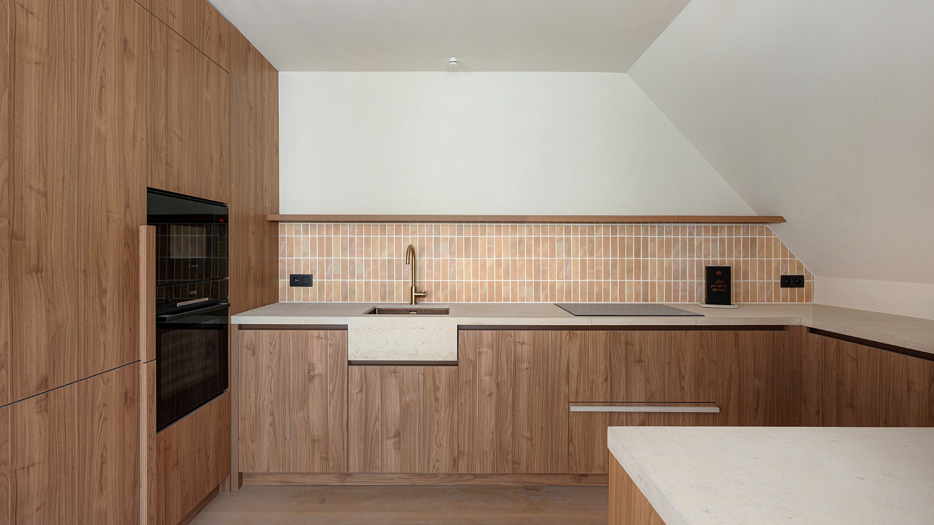 Fenomenale Duplex/penthouse met schitterend zonneterras terras, 2 slaapkamers en een hoogwaardige afwerking, gelegen op wandelafstand van de Zeedijk en het strand. - foto 4