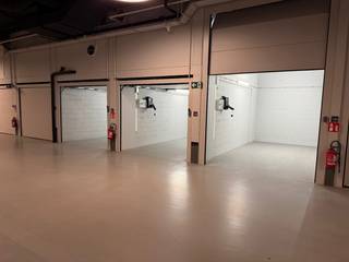 Res. Matuvu. Dernières places de garage disponibles au niveau -1 sous l'Albertplein, emplacement très central à Knokke-Zoute. L'accès à ce complexe...