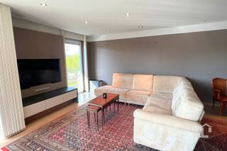 Rustig gelegen, energiezuinig 3-slaapkamer-appartement In deze kleine residentie 'Salviapark 2' vind je dit instapklaar 3-slaapkamer-appartement. De...