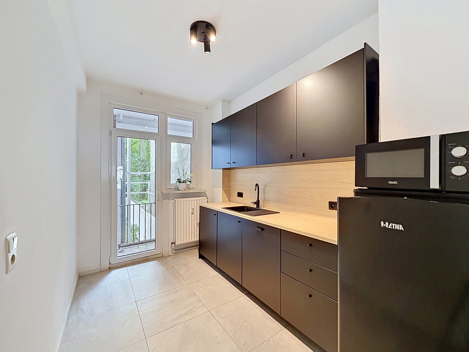 Ruim appartement vlakbij het oude Justitiepaleis - foto 5
