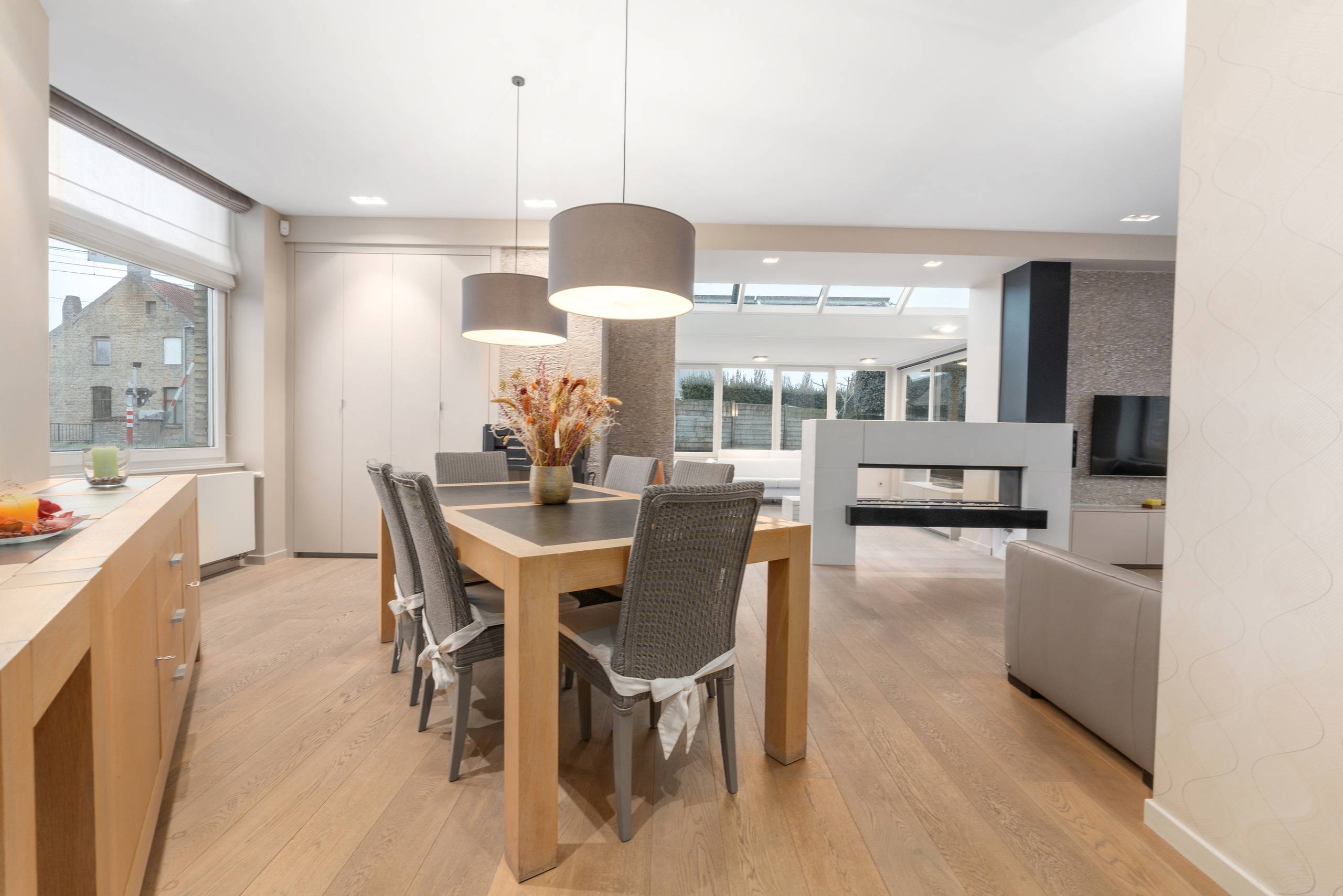 Woning met kantoorgebouw en loodsen in Avekapelle - foto 4