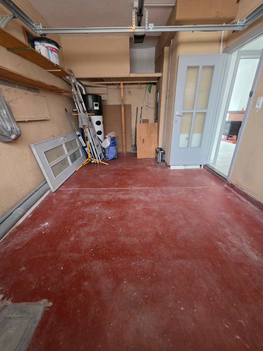 Gezellige rijwoning met 3 slaapkamers, garage en tuin te Bredene Sas. - foto 5