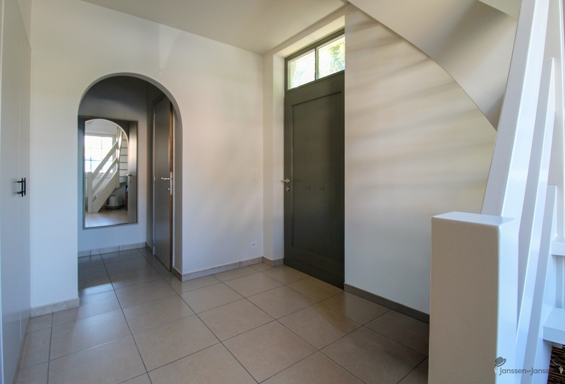 Ruime woning met 3 slpks, tuin en tuinberging - foto 4