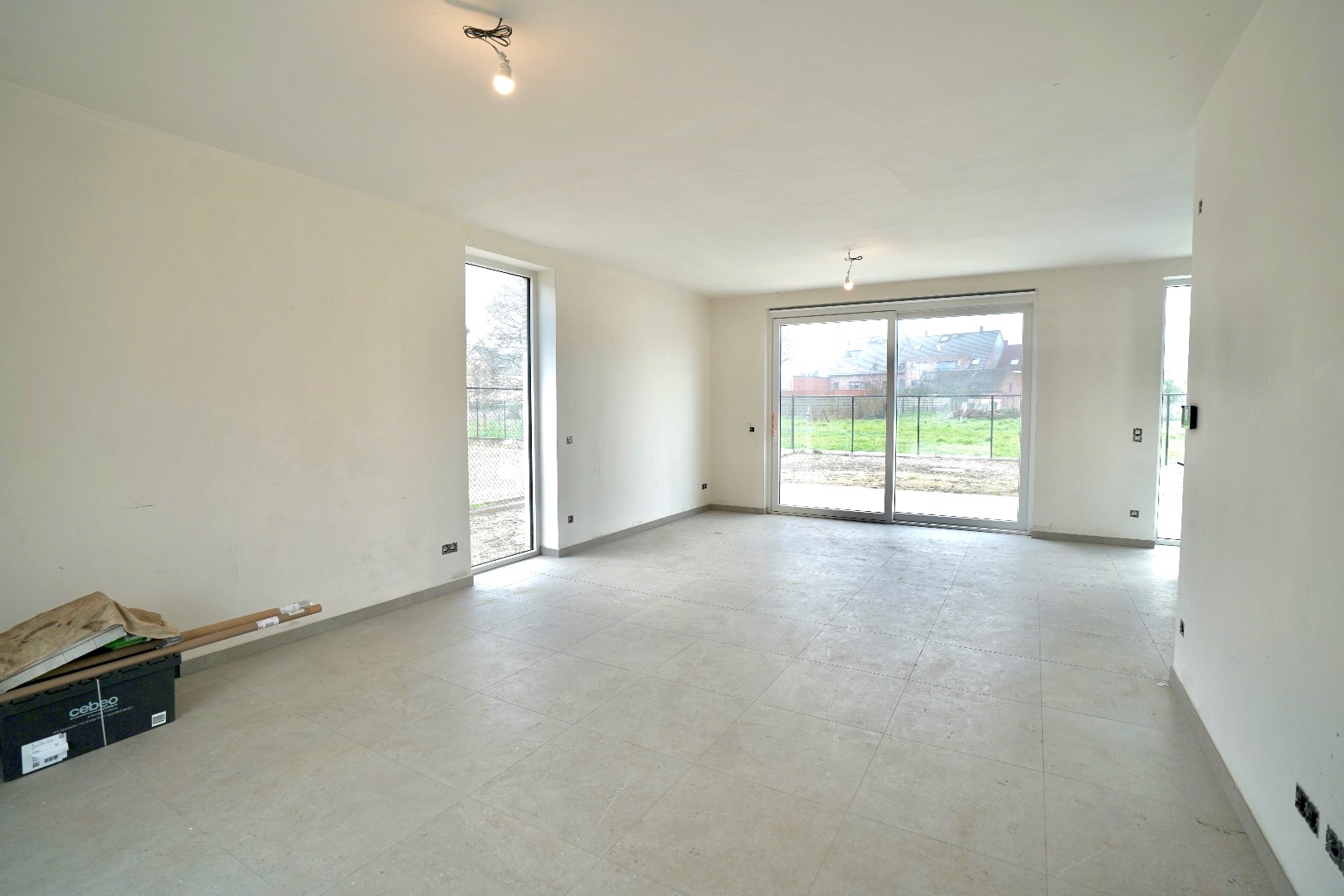 Moderne nieuwbouwwoning met 3 slaapkamers in rustige woonwijk te Oosteeklo - foto 5