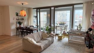 Welkom in dit schitterende appartement van 118m² in het hart van Antwerpen! Dit ruime en licht twee-slaapkamer appartement biedt alles wat u...