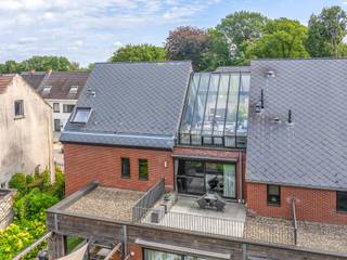 Dit unieke duplexappartement (bouwjaar 2014) in het centrum van Schilde biedt het beste van twee werelden: ruim en luxueus wonen in combinatie met...