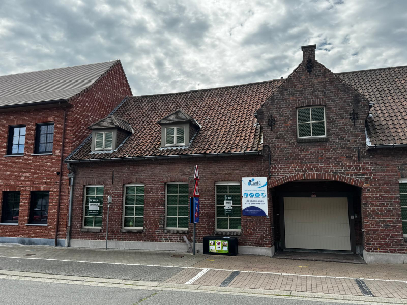 Instapklaar handelspand in hartje Lendelede - photo 1