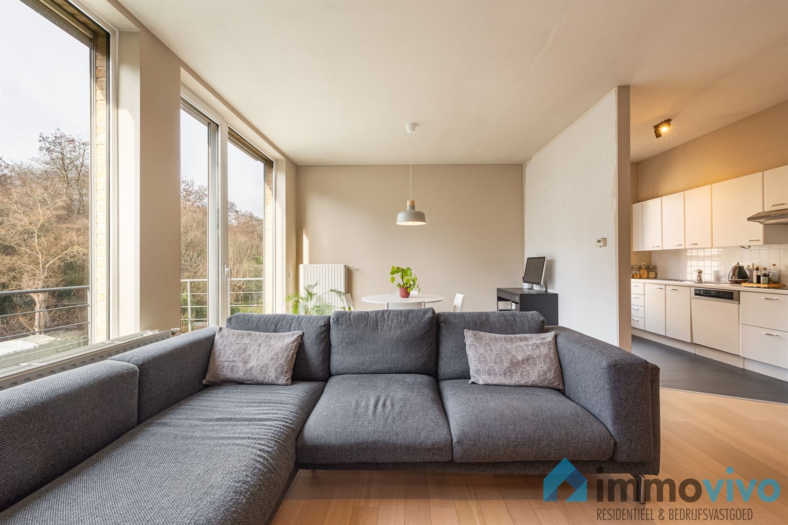 Lichtrijk ruim app in Elsdonk met 3 slpk's en zonnig terras - foto 2