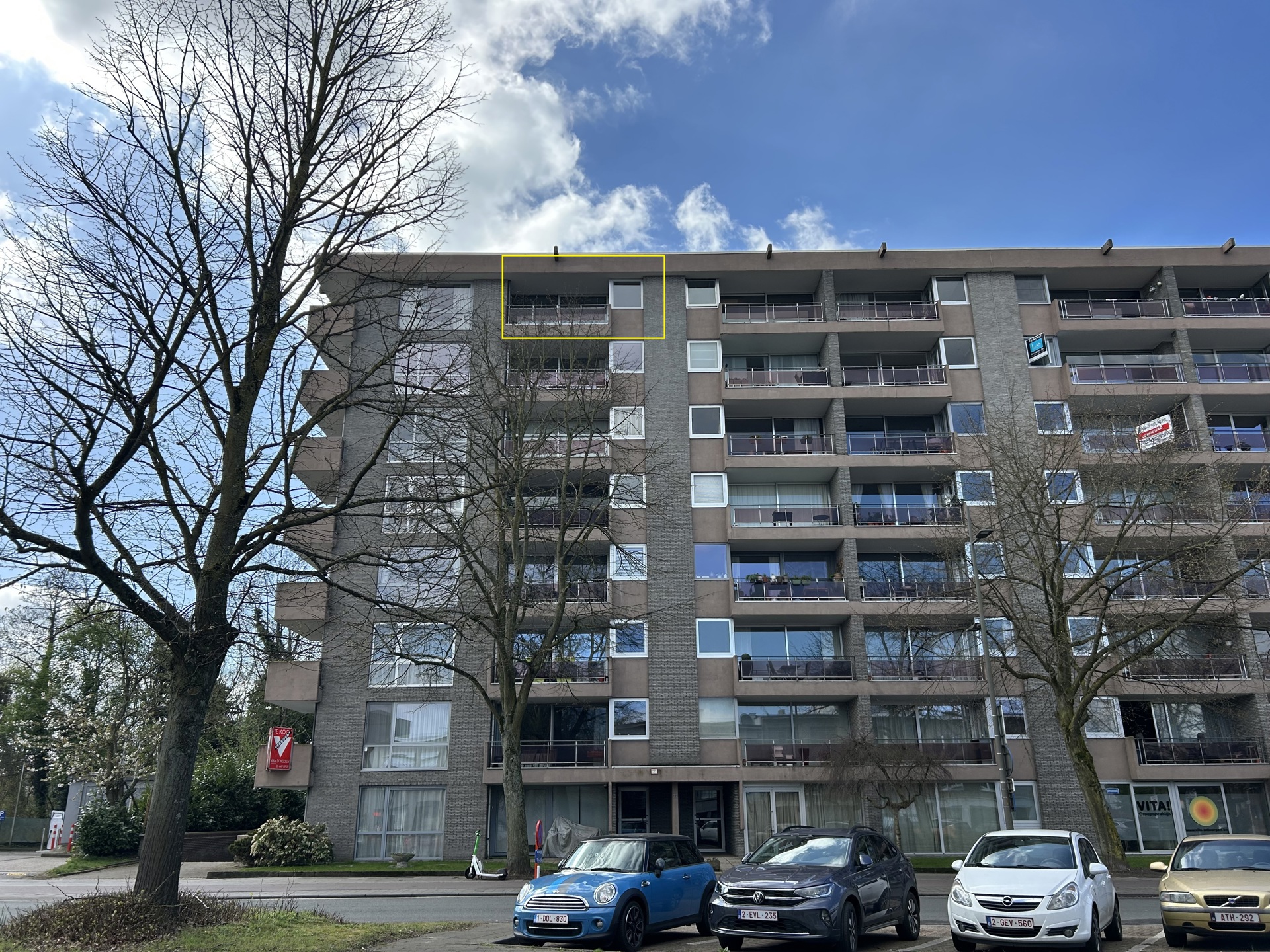 Instapklaar 2 slpk appartement met terras, kelder, garage - foto 1