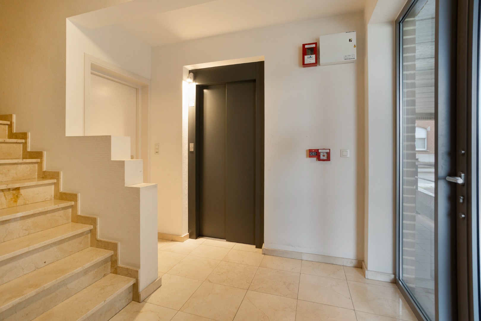 Duplex-appartement met 2 slaapkamers, autostaanplaats, kelderberging en gemeenschappelijke tuin in Kessel-Lo!– EPC 105 kWh/m² - bewoonbare opp. 92 m² - foto 3