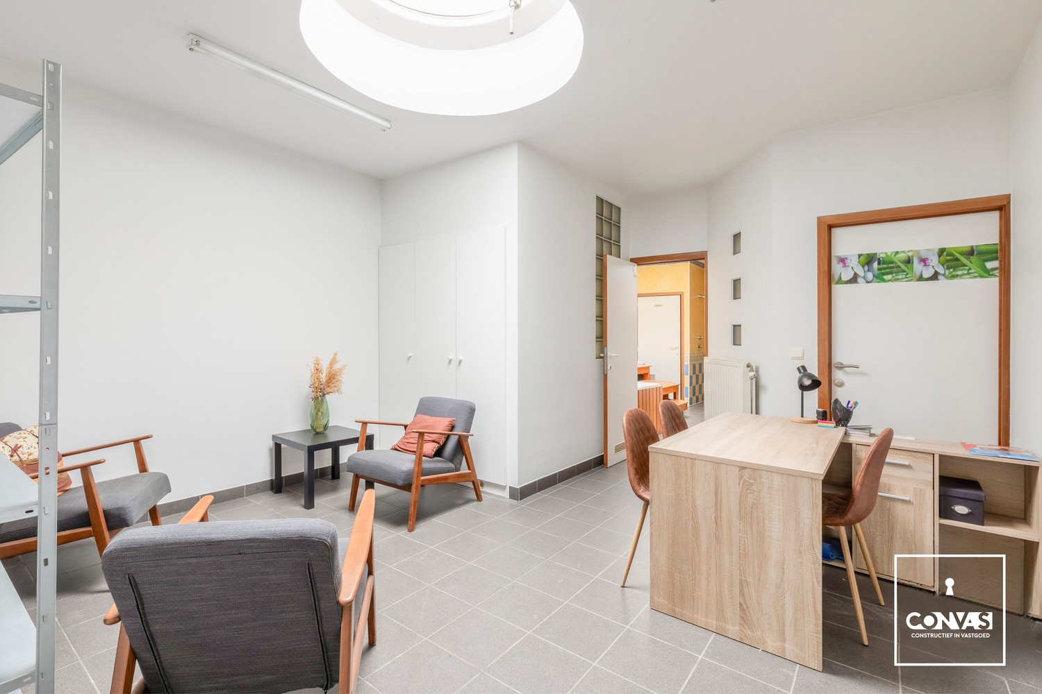 Veelzijdige praktijkwoning nabij het centrum - foto 4