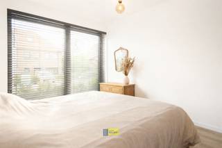 Nieuwbouwappartement met 2 slaapkamers en tuin te koop in BrechtLiggingDit prachtige nieuwbouwappartement is ideaal gelegen in Brecht, op korte...