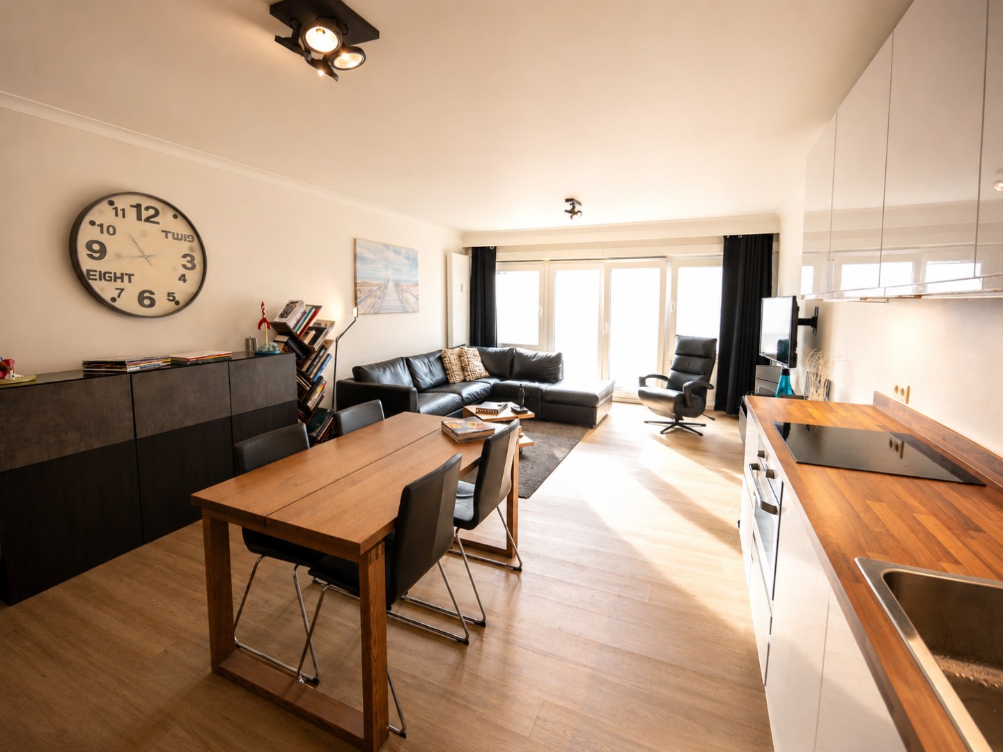 UNIEK GEMEUBELD APPARTEMENT PAL IN CENTRUM OOSTENDE - foto 5