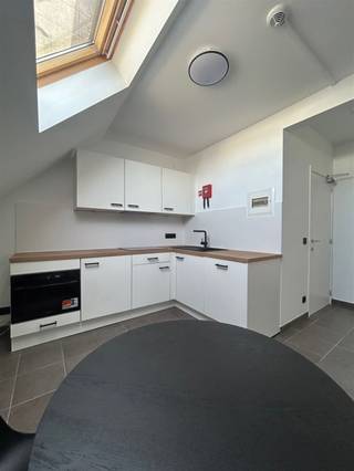 In Residentie 'Tientje, gelegen in dé Tiensestraat te Leuven grenzend aan tal van Universiteitscampussen, Stadspark, Stadskern, Openbaar...