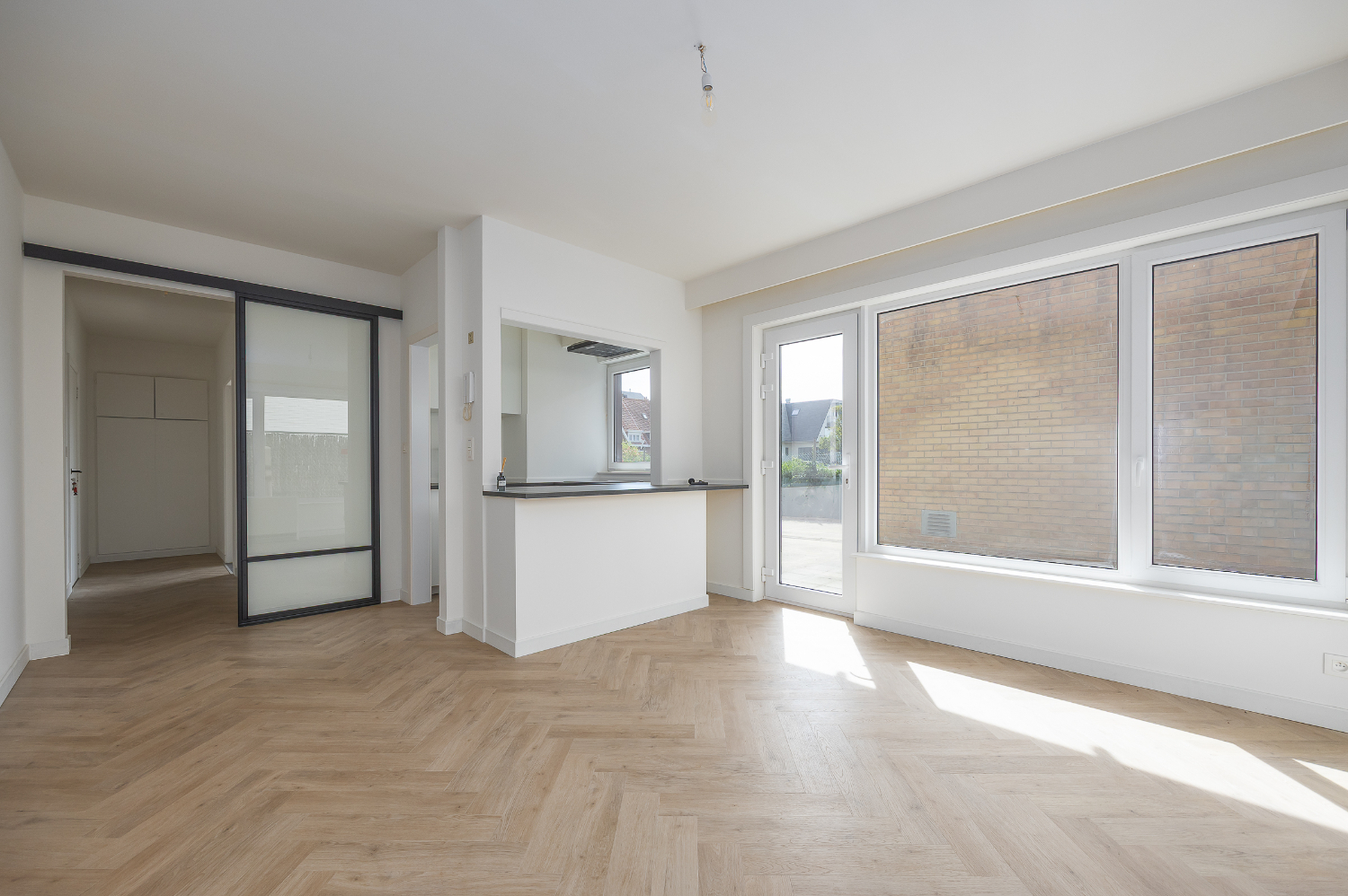 Volledig gerenoveerd appartement op toplocatie nabij zee te koop in Middelkerke - photo 3